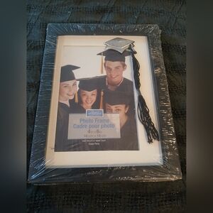 Graduation Frame nwt